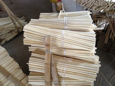 供应优质竹片碳化竹片各类竹制品加工圆棒供应认证工厂