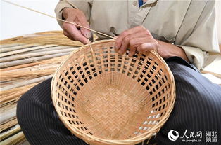 湖北保康 篾匠传统老手艺 成为致富新门路