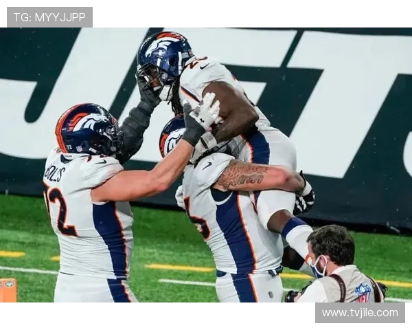 💛🖤全场比赛结束，我以3-0战胜柏林联合成功夺得新赛季首场胜利