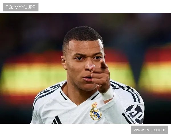 学巴萨？法媒：巴黎雇水军攻击自家球员 姆巴佩震怒